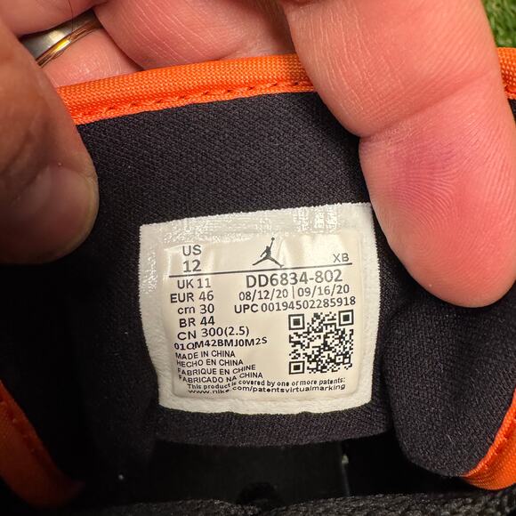 Size 12  Nike  Air Jordan 1 Mid SE 'Turf Orange' DD6834-802 - Picture 9 of 9